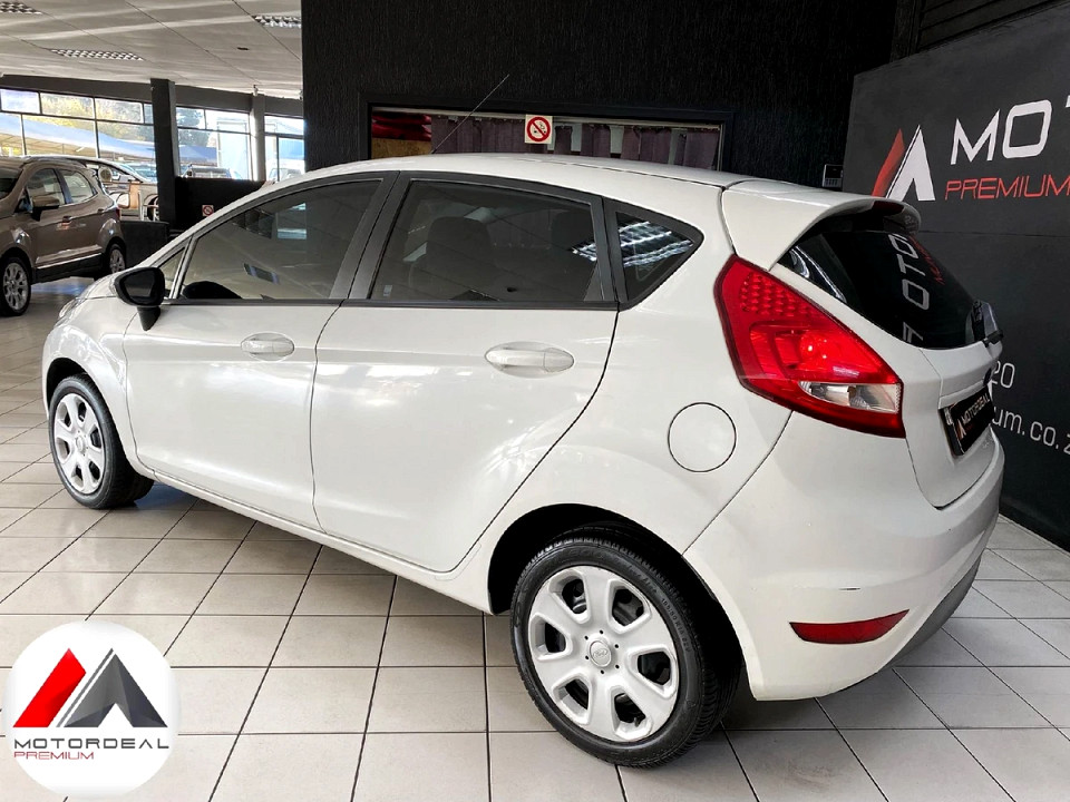 BARGAIN AUTOMATIC| 2012 FORD FIESTA 1.6 AMBIENTE 5-DOOR POWERSHIFT AT id: 93978