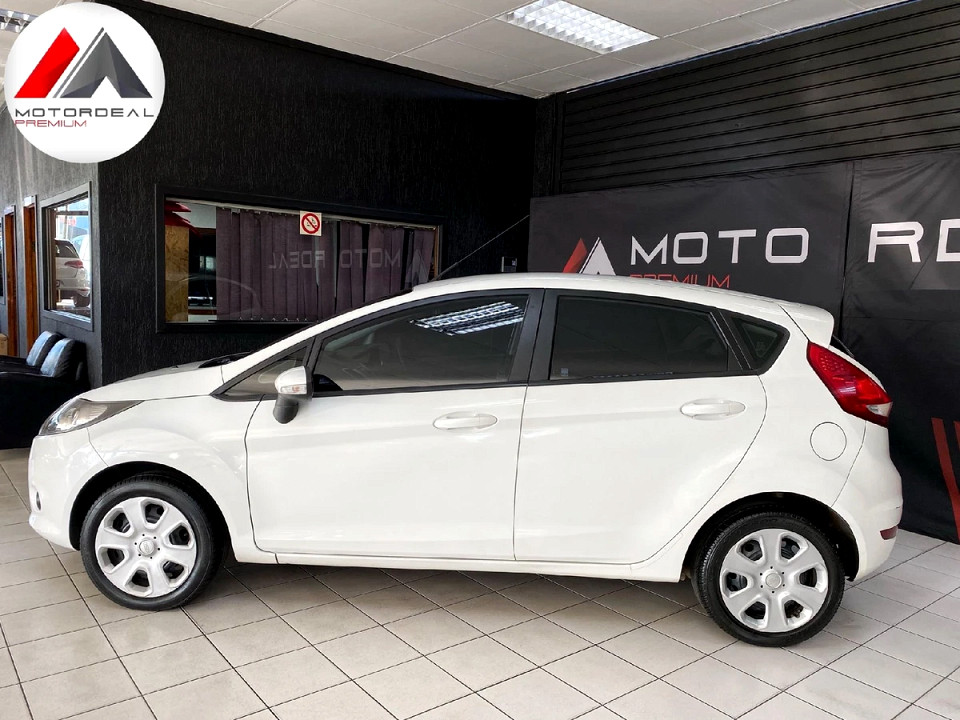 BARGAIN AUTOMATIC| 2012 FORD FIESTA 1.6 AMBIENTE 5-DOOR POWERSHIFT AT id: 93978