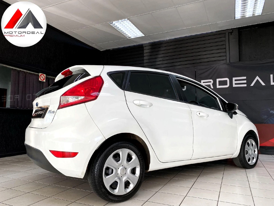 BARGAIN AUTOMATIC| 2012 FORD FIESTA 1.6 AMBIENTE 5-DOOR POWERSHIFT AT id: 93978