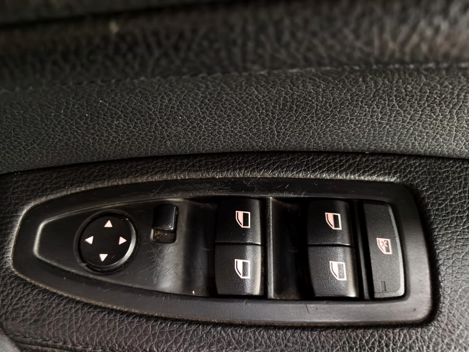 #M-SPORT; SUNROOF + HI-SPEC!!!| 2015 BMW 1 SERIES 5-DOOR 118i M SPORT STEPTRONIC id: 248649