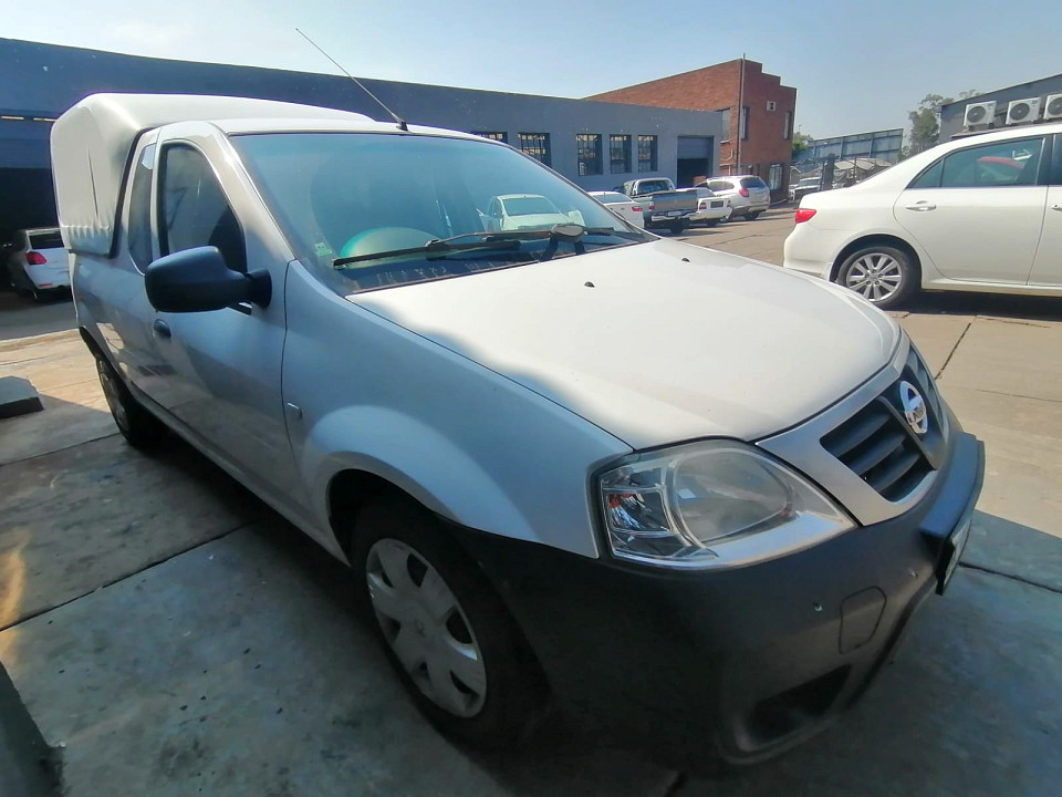 | 2014 NISSAN NP200 1.6 8V A/C id: 321461