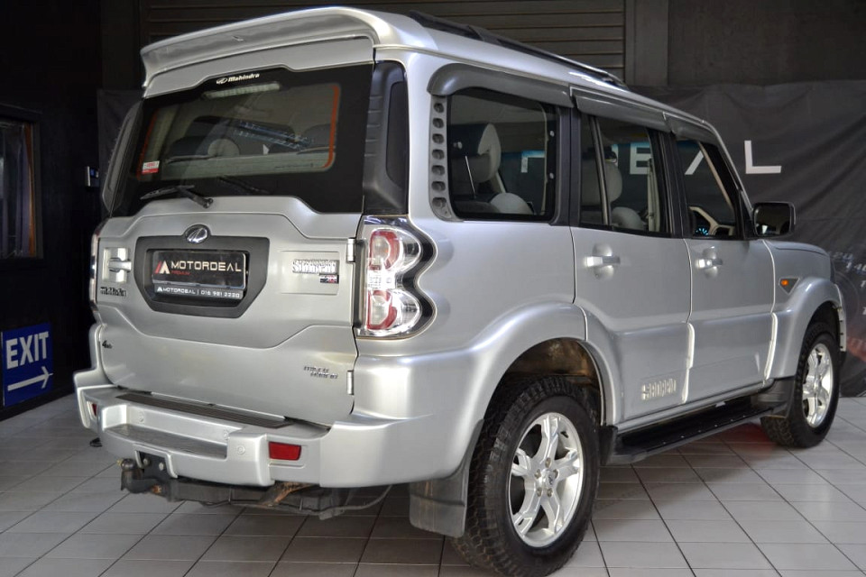 #BARGAIN + 8SEAT!!!| 2017 MAHINDRA SCORPIO 2.2 CRDe mHAWK 4X4 id: 274270