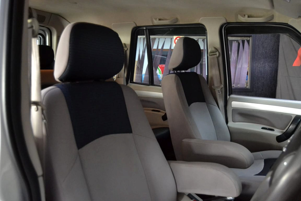 #BARGAIN + 8SEAT!!!| 2017 MAHINDRA SCORPIO 2.2 CRDe mHAWK 4X4 id: 274270