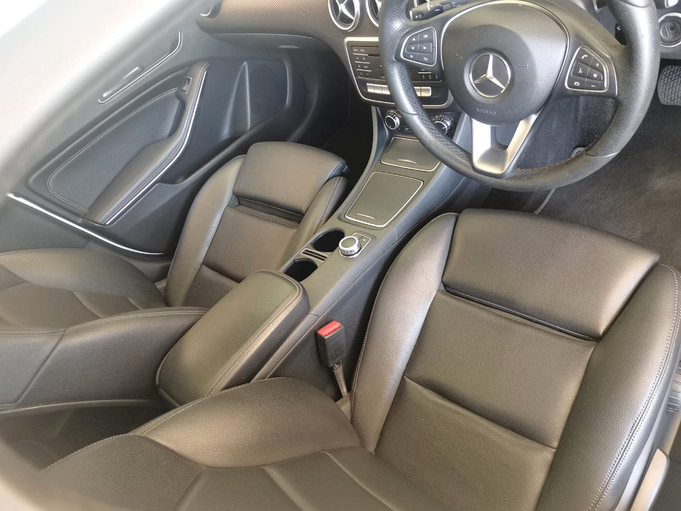 #BARGAIN!!! | 2018 MERCEDES-BENZ A-CLASS A 200 d STYLE LINE 7G-DCT id: 287923