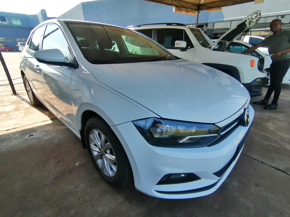 | 2019 VOLKSWAGEN POLO 1.0 COMFORTLINE id: 288604