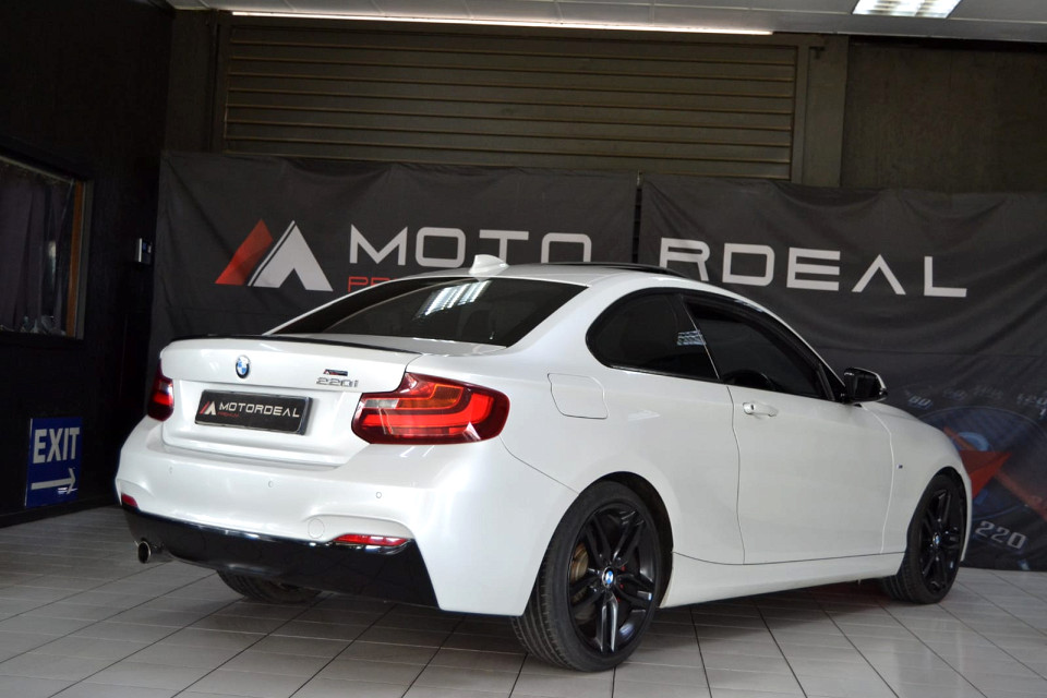| 2014 BMW 2 SERIES COUPE 220i M SPORT id: 332141