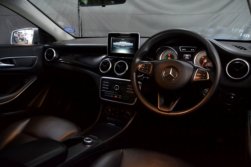 #BARGAIN!!! | 2015 MERCEDES-BENZ CLA CLA 200 7G-DCT id: 324864