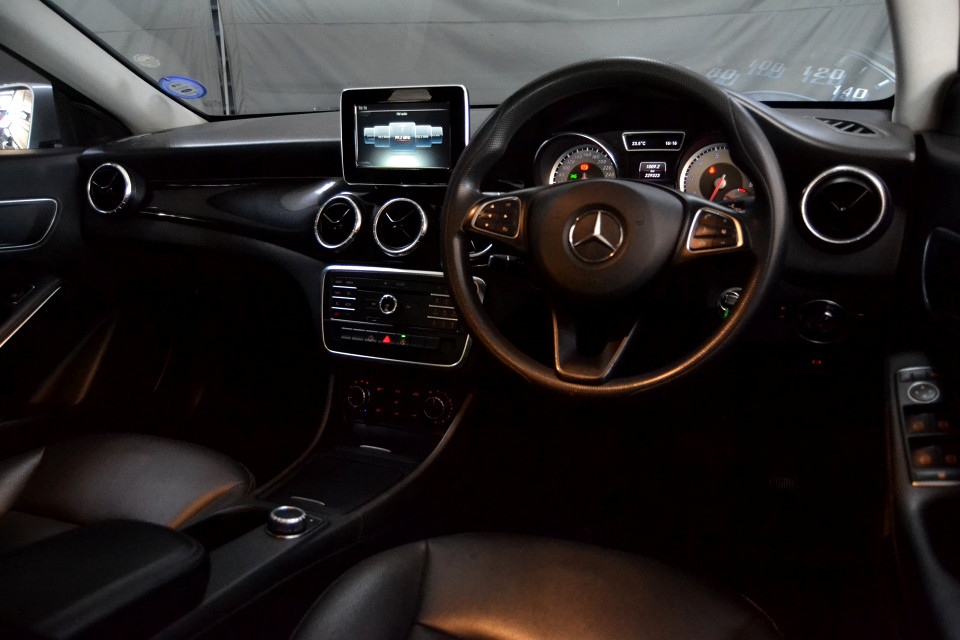#BARGAIN!!! | 2015 MERCEDES-BENZ CLA CLA 200 7G-DCT id: 324864