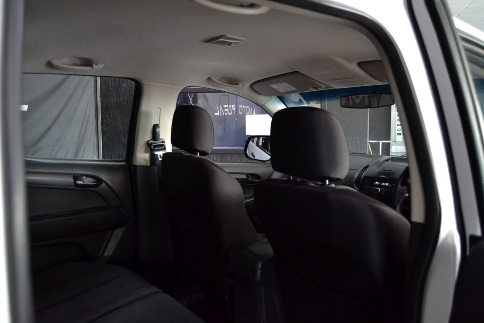 #CLEAN BARGAIN!!! WELL KEPT DOUBLE CAB| 2021 ISUZU D-MAX 250 HO HI-RIDER D/CAB id: 361944