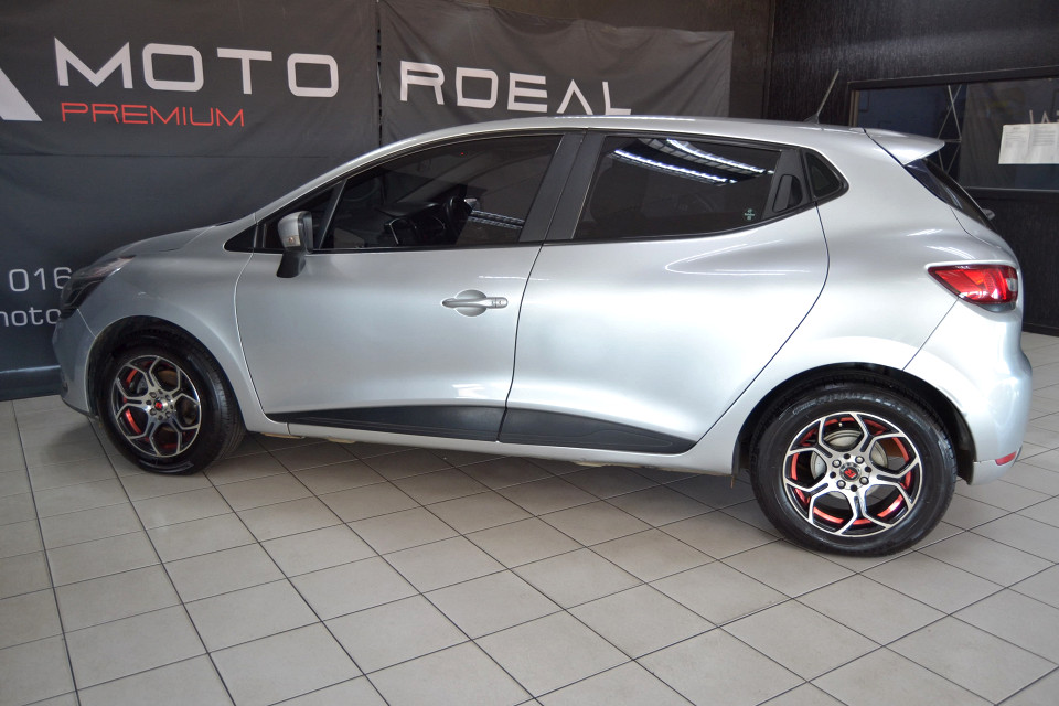#SPORTY BARGAIN!!!| 2019 RENAULT CLIO 0.9 TURBO EXPRESSION id: 271103