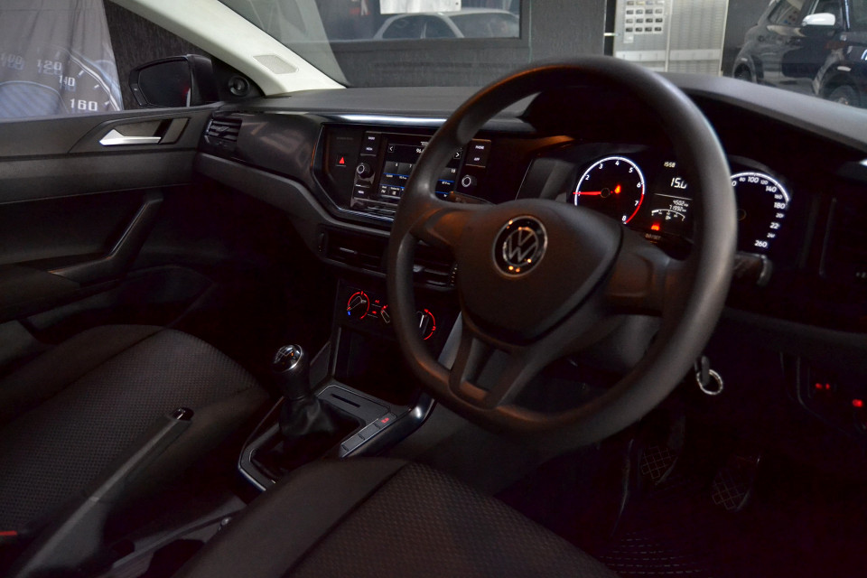 #SNAZZY LOW KM BARGAIN!!!| 2021 VOLKSWAGEN POLO 1.0 TRENDLINE id: 383842