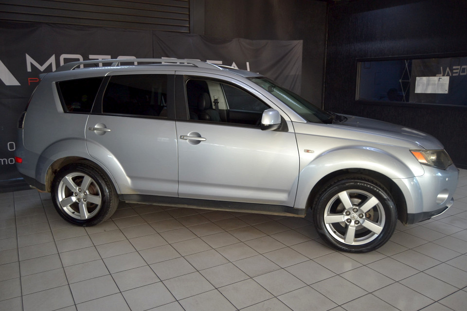 2008 Mitsubishi Outlander  2.4 GLS Auto | 2008 MITSUBISHI OUTLANDER 2.4 GLS MIVEC id: 288592