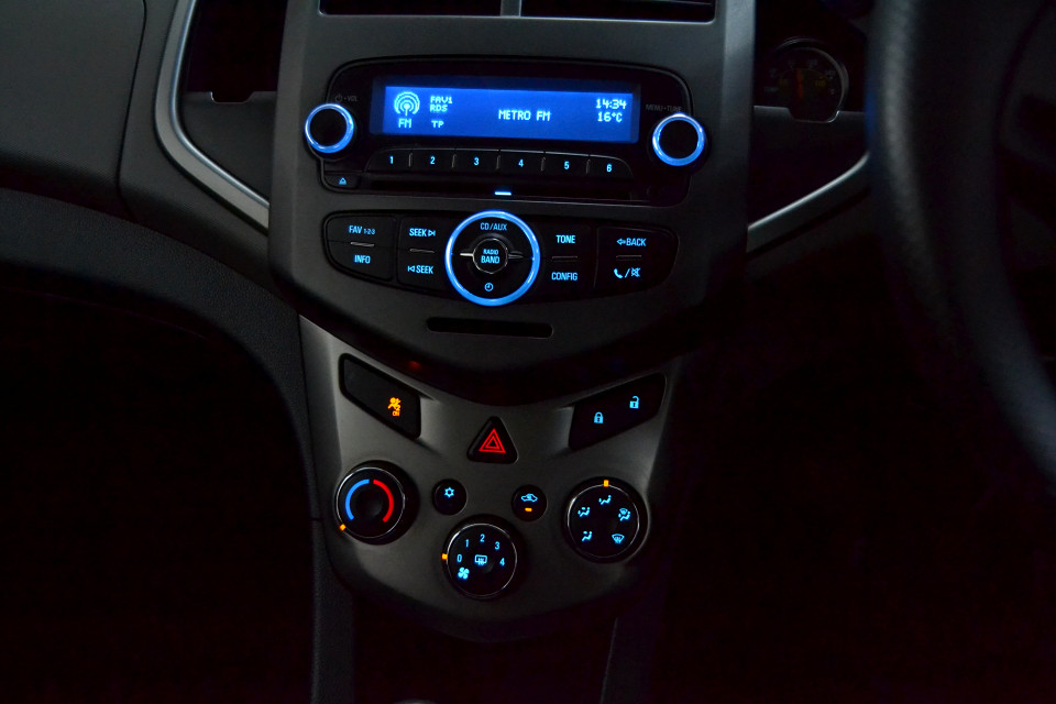 #BARGAIN- CLEAN HATCH!!!| 2012 CHEVROLET SONIC HATCH 1.6 LS id: 394362