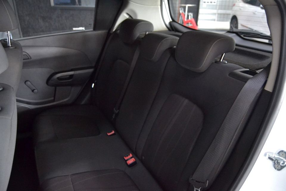#BARGAIN- CLEAN HATCH!!!| 2012 CHEVROLET SONIC HATCH 1.6 LS id: 394362