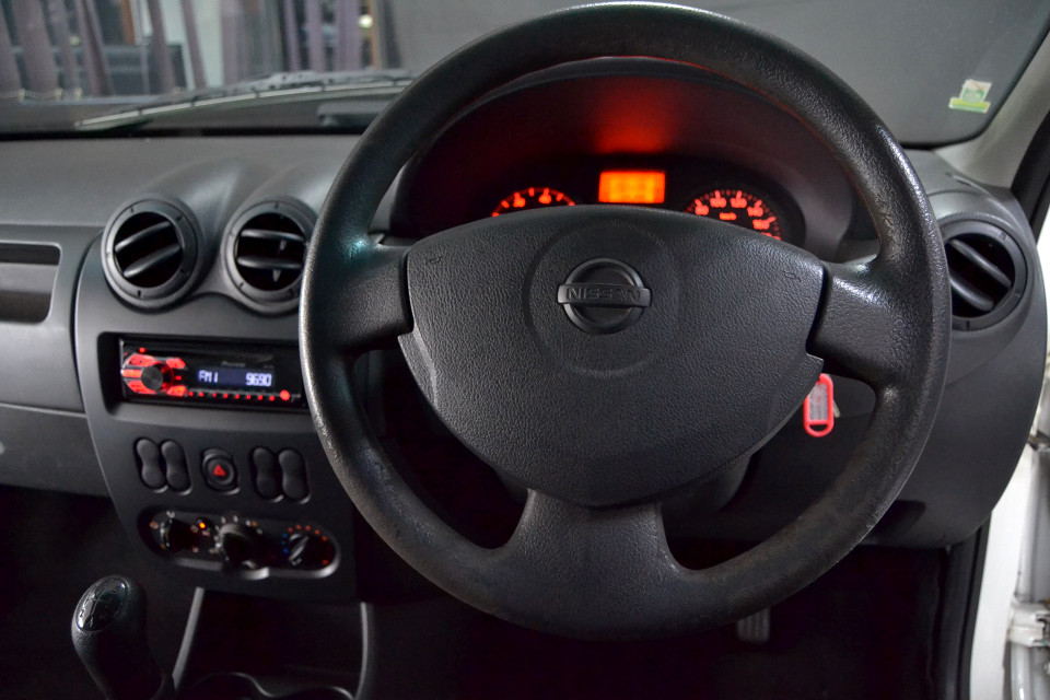 2014 Nissan Np200 1.6 | 2014 NISSAN NP200 1.6 8V A/C id: 321461