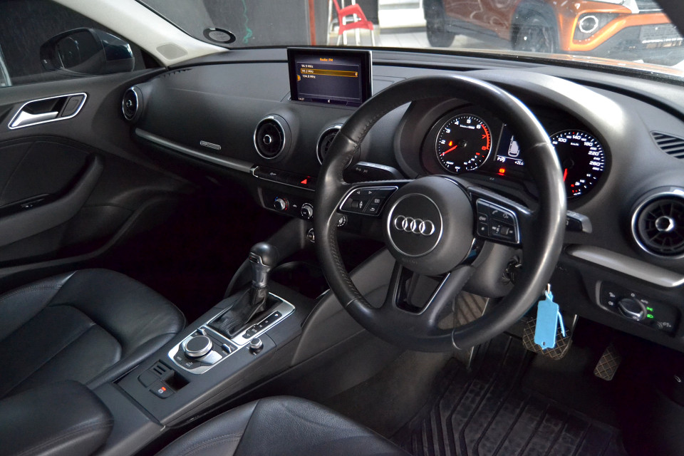 **# S-TRONIC # SUNROOF # LEATHER # FULL HISTORY**| 2019 AUDI A3 SPORTBACK 30 TFSI S TRONIC id: 403992