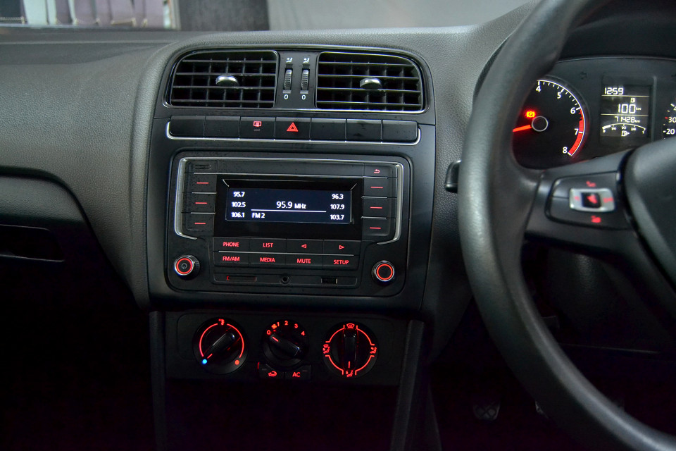 #COMFORTLINE VALUE! CLEAN! LOW KM!| 2022 VOLKSWAGEN POLO VIVO HATCH 1.4 COMFORTLINE id: 394626