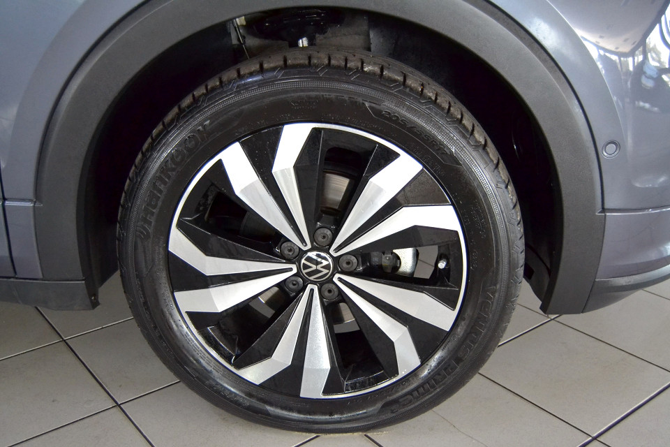 #LOW Km + R-LINE + AUTOMATIC LOOKER!!!| 2023 VOLKSWAGEN T-CROSS 1.0 TSI COMFORTLINE DSG id: 406557