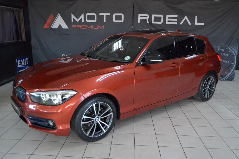 #SMART BARGAIN!!! Grab this beauty!!!  FULL SERVICE HISTORY... | 2019 BMW 1 SERIES 5-DOOR 118i STEPTRONIC id: 420853