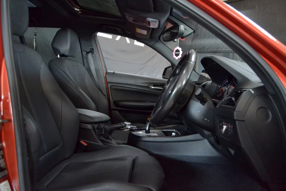 #SMART BARGAIN!!! Grab this beauty!!!  FULL SERVICE HISTORY... | 2019 BMW 1 SERIES 5-DOOR 118i STEPTRONIC id: 420853