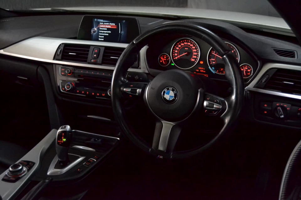 #LOOKER DIESEL+M4 XTRAS!!!  Grab this SPORTY Diesel LOW Km Winner!!! | 2015 BMW 4 SERIES COUPE 420d M SPORT SPORT STEPTRONIC id: 423505