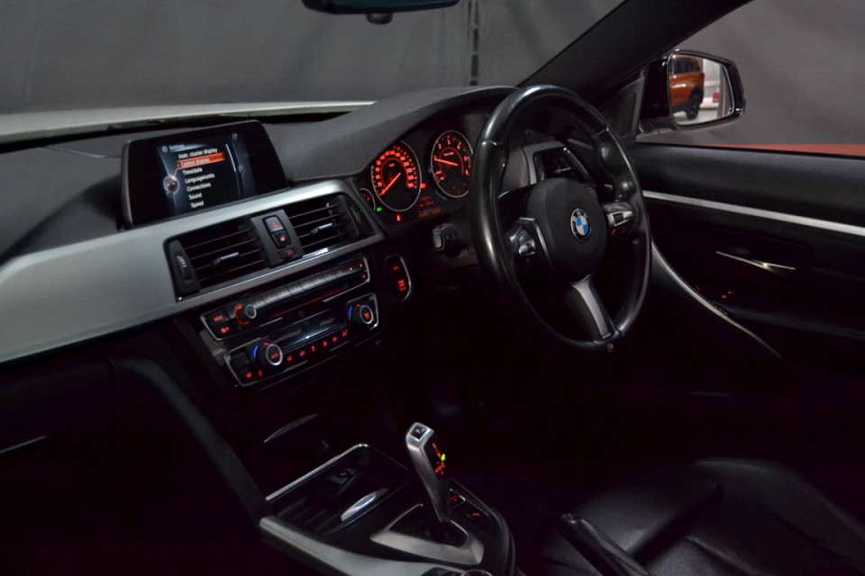 #LOOKER DIESEL+M4 XTRAS!!!  Grab this SPORTY Diesel LOW Km Winner!!! | 2015 BMW 4 SERIES COUPE 420d M SPORT SPORT STEPTRONIC id: 423505