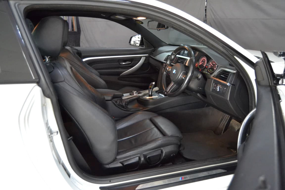 #LOOKER DIESEL+M4 XTRAS!!!  Grab this SPORTY Diesel LOW Km Winner!!! | 2015 BMW 4 SERIES COUPE 420d M SPORT SPORT STEPTRONIC id: 423505