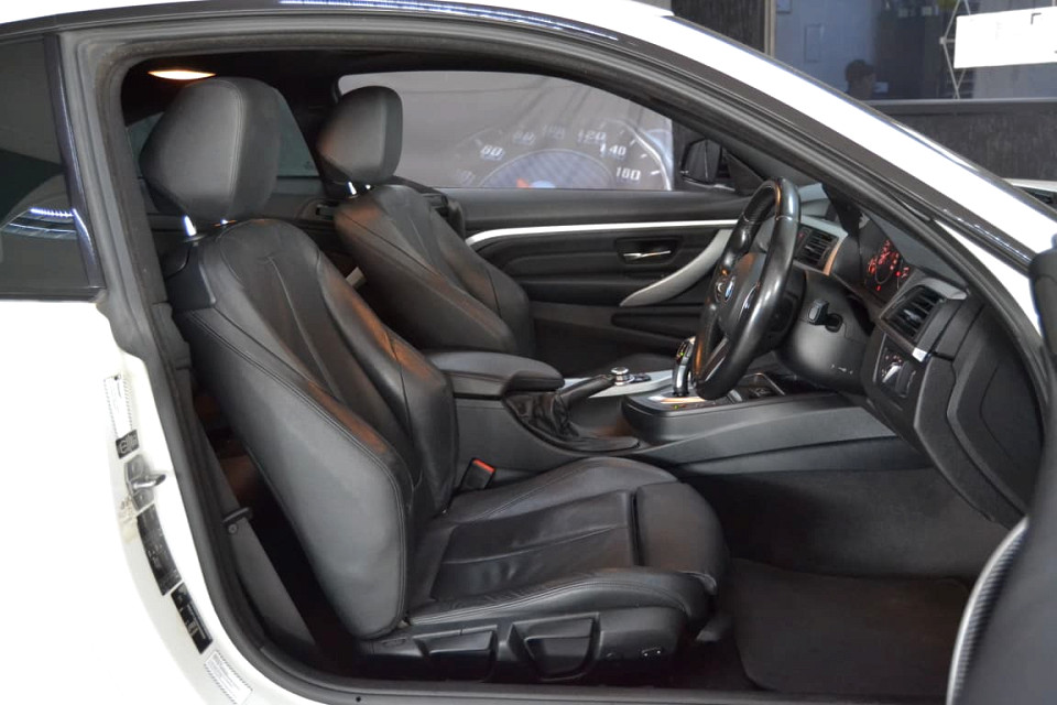 #LOOKER DIESEL+M4 XTRAS!!!  Grab this SPORTY Diesel LOW Km Winner!!! | 2015 BMW 4 SERIES COUPE 420d M SPORT SPORT STEPTRONIC id: 423505
