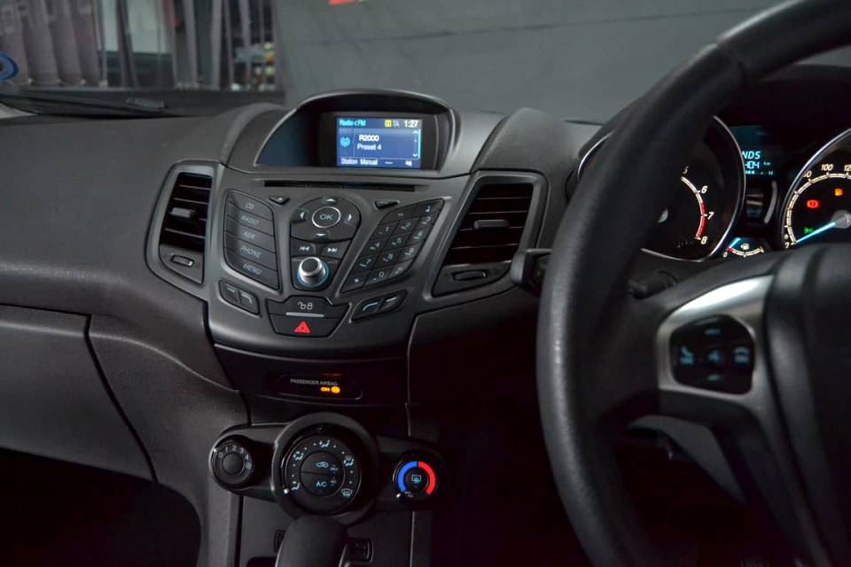 #SOLID BARGAIN!!!| 2016 FORD FIESTA 1.0 ECOBOOST TREND POWERSHIFT id: 435870