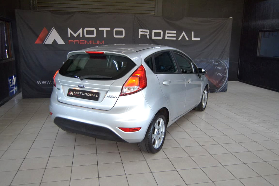 #SOLID BARGAIN!!!| 2016 FORD FIESTA 1.0 ECOBOOST TREND POWERSHIFT id: 435870