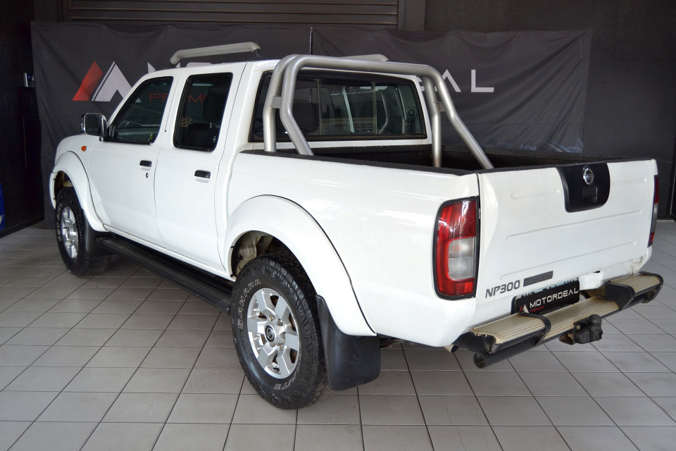 #BAKKIE BARGAIN!!!!| 2017 NISSAN NP300 HARDBODY 2.5 TDI SE HI RIDER D CAB id: 403174