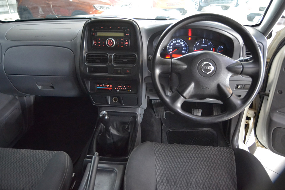 #BAKKIE BARGAIN!!!!| 2017 NISSAN NP300 HARDBODY 2.5 TDI SE HI RIDER D CAB id: 403174