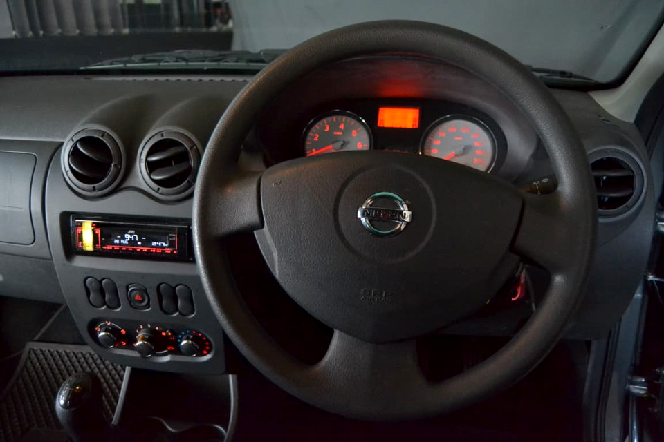 #LOWEST KM + CANOPY + 1 OWNER!!! FULL SERVICE HISTORY!!! , SUPER CLEAN| 2019 NISSAN NP200 1.6 8V AC SAFETY PACK id: 435891