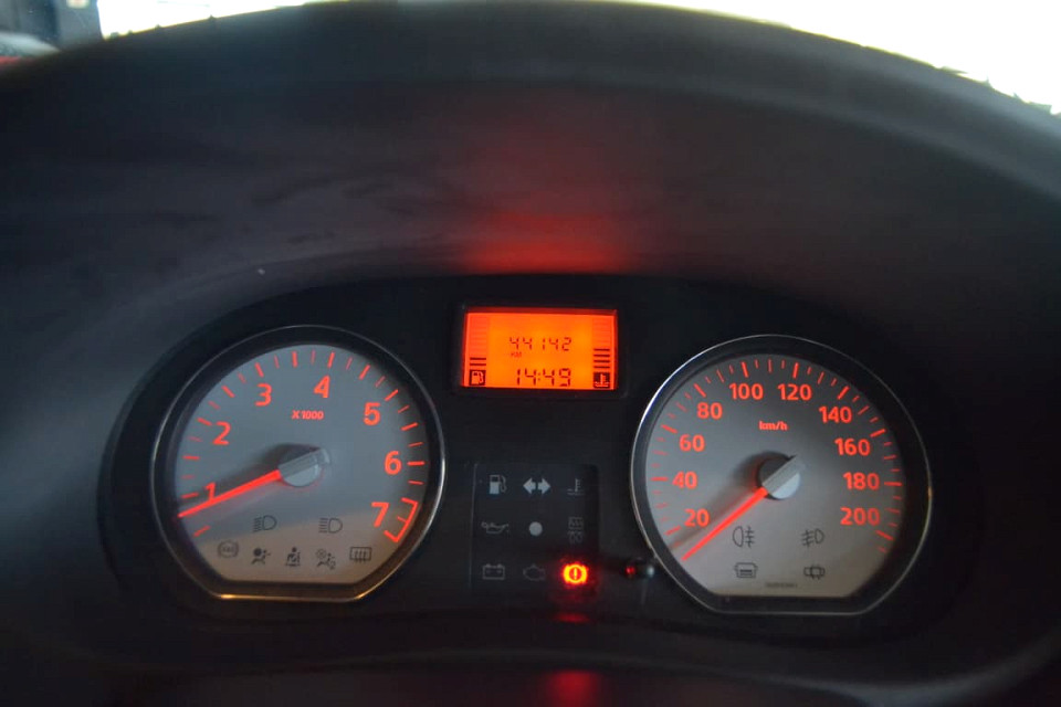 #LOWEST KM + CANOPY + 1 OWNER!!! FULL SERVICE HISTORY!!! , SUPER CLEAN| 2019 NISSAN NP200 1.6 8V AC SAFETY PACK id: 435891