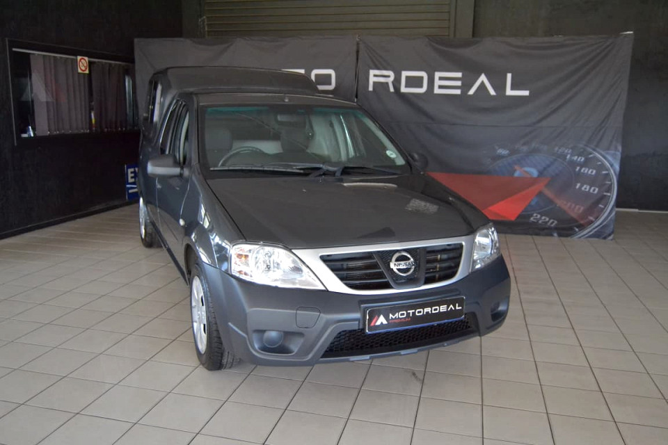 #LOWEST KM + CANOPY + 1 OWNER!!! FULL SERVICE HISTORY!!! , SUPER CLEAN| 2019 NISSAN NP200 1.6 8V AC SAFETY PACK id: 435891