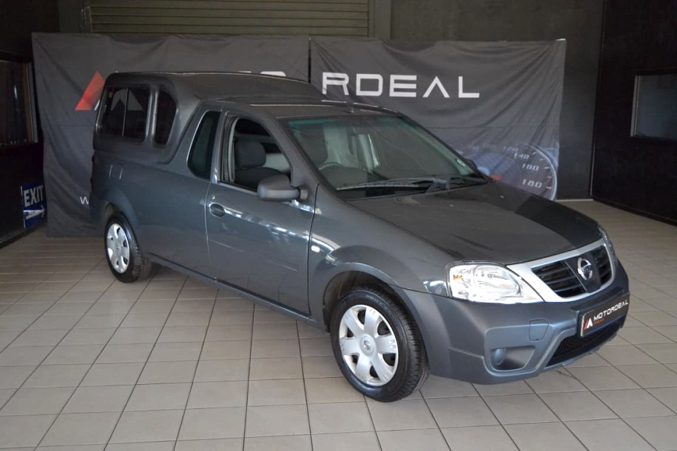 #LOWEST KM + CANOPY + 1 OWNER!!! FULL SERVICE HISTORY!!! , SUPER CLEAN| 2019 NISSAN NP200 1.6 8V AC SAFETY PACK id: 435891