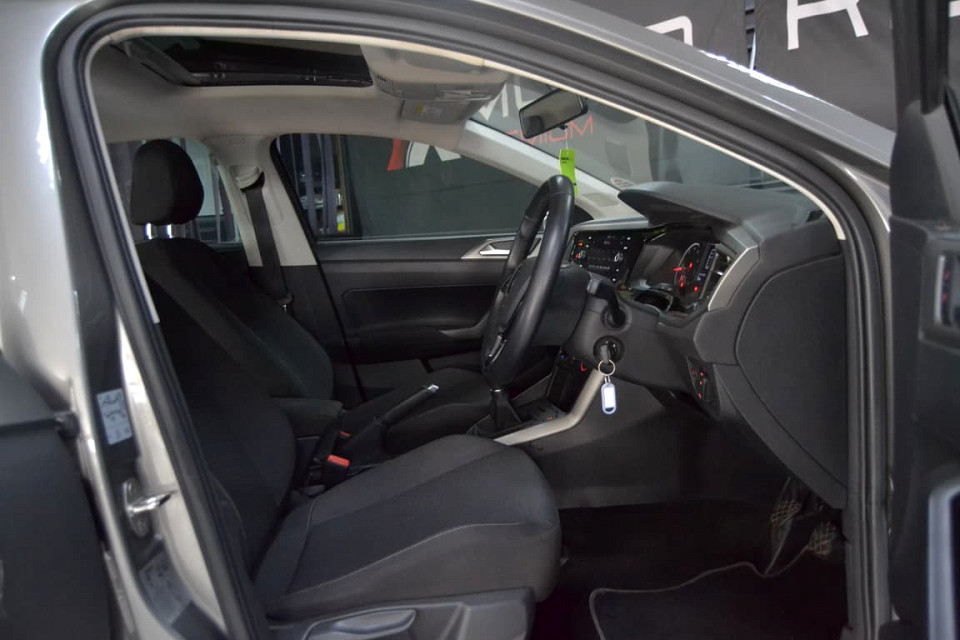 #R-LINE LOW KM BARGAIN!!!| 2021 VOLKSWAGEN POLO HATCH 1.0 TSI COMFORTLINE id: 427907