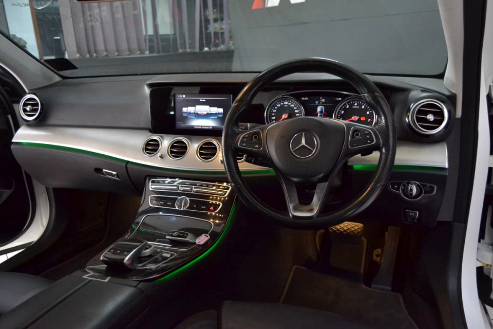 #BARGAIN+ SPORTY SEATS!!! | 2017 MERCEDES-BENZ E-CLASS SEDAN 200 9G-TRONIC id: 268330