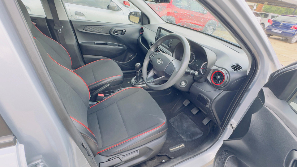 #LIKE-NEW URBAN PERFECT BUY!!!| 2024 HYUNDAI GRAND i10 1.0 PREMIUM id: 471135