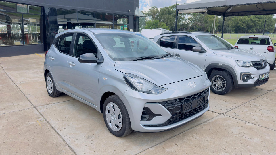 #LIKE-NEW URBAN PERFECT BUY!!!| 2024 HYUNDAI GRAND i10 1.0 PREMIUM id: 471135