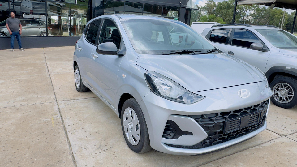 #LIKE-NEW URBAN PERFECT BUY!!!| 2024 HYUNDAI GRAND i10 1.0 PREMIUM id: 471135