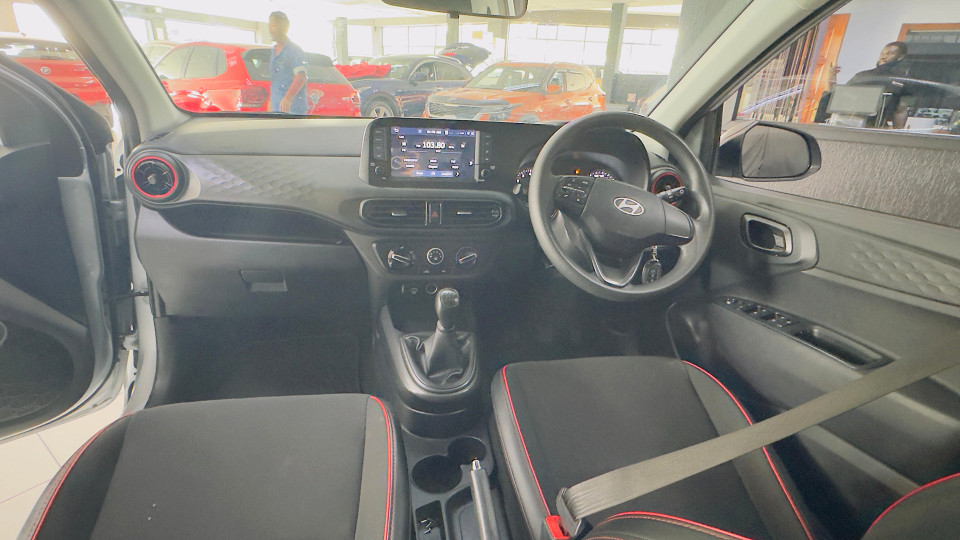 #LIKE-NEW URBAN PERFECT BUY!!!| 2024 HYUNDAI GRAND i10 1.0 PREMIUM id: 471135