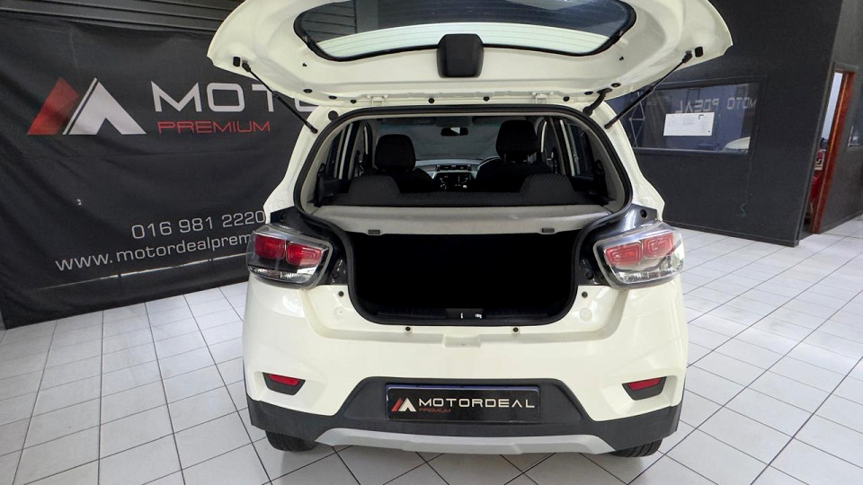 #SUPER VALUE BUY!!!| 2018 MAHINDRA KUV 100 NXT 1.2 K6+ id: 471138