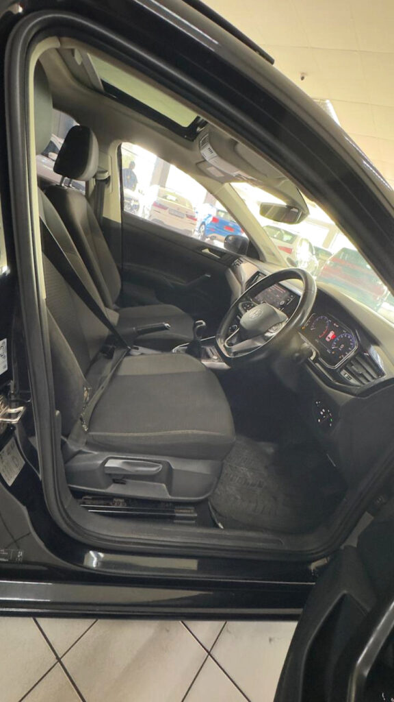 #LOOKER+SUNROOF!!!| 2022 VOLKSWAGEN POLO HATCH 1.0 TSI LIFE DSG id: 482252