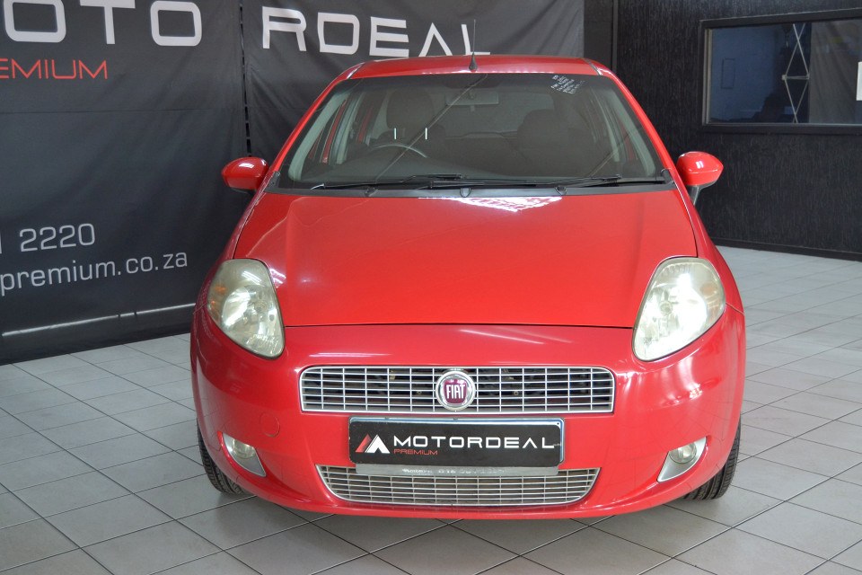 BARGAIN: PRICE TO GO!!!| 2011 FIAT PUNTO 1.4i EMOTION id: 68781