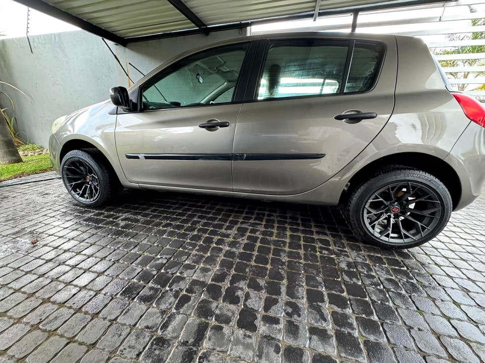| 2012 RENAULT CLIO 1.6 YAHOO! id: 68777