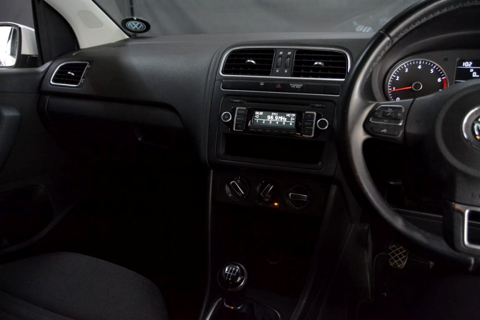 #SUNROOF SPECIAL!!! | 2013 VOLKSWAGEN POLO 1.4 COMFORTLINE id: 295603