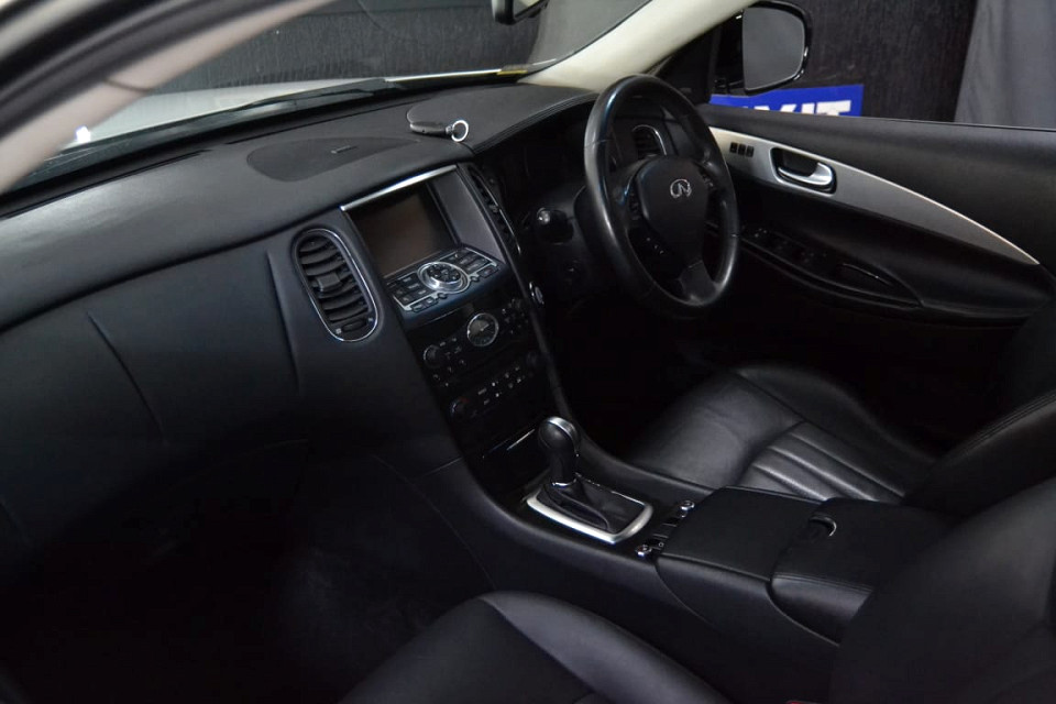 #RARE BARGAIN!!! | 2015 INFINITI QX50 3.0d AT id: 332743