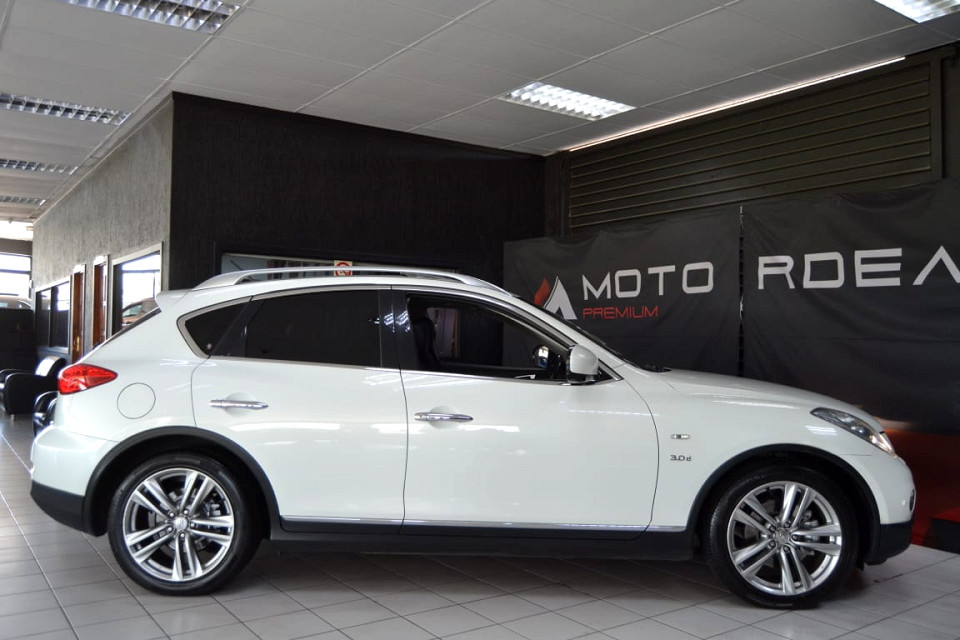 #RARE BARGAIN!!! | 2015 INFINITI QX50 3.0d AT id: 332743