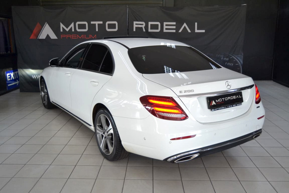 #BARGAIN+ SPORTY SEATS!!! | 2017 MERCEDES-BENZ E-CLASS SEDAN 200 9G-TRONIC id: 268330